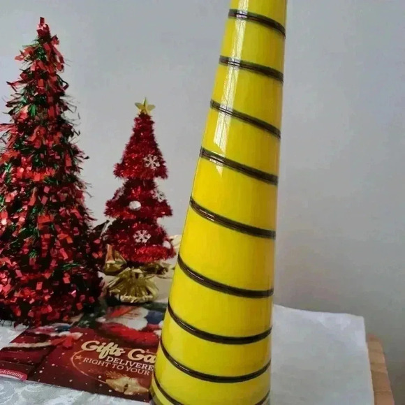 VASE  APUBLIE VINTAGE TALL COLLECTIBLE - Picture 4 of 7